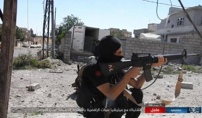 A Mosul resistono ancora 300 miliziani dell'Isis: sono cecchini e kamikaze