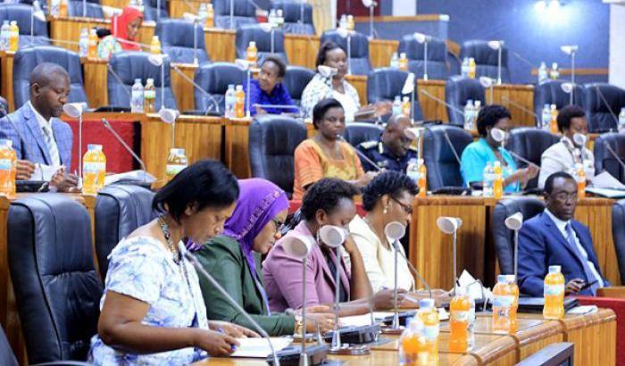 000497DC-parlamento-in-ruanda Parlamento in Ruanda