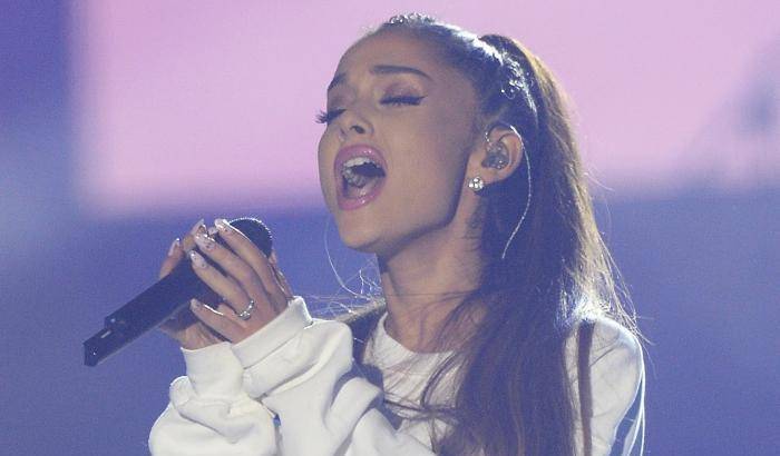 Ariana Grande, da baby cantante pop e simbolo anti-terrorismo