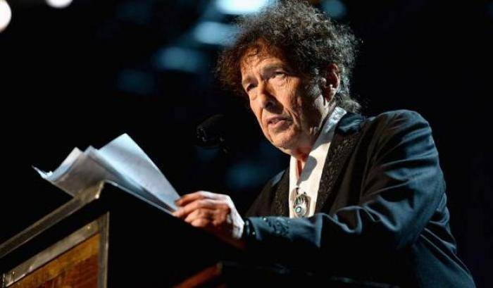 La lettera di Dylan al Nobel: i miei testi nascono per essere cantati