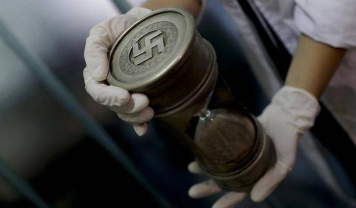 Hitleriani in fuga: trovata in Argentina una collezione segreta di cimeli nazisti