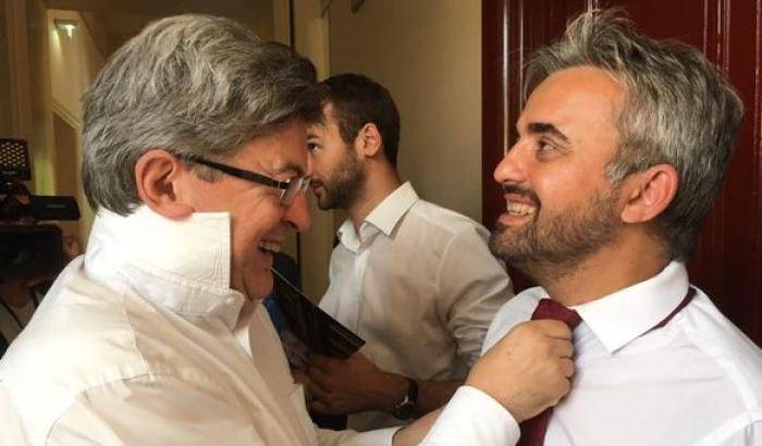 Dai sans-culottes ai sans-cravates: Mélenchon sfida le formalità del Parlamento