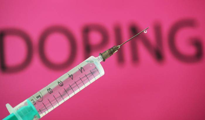 Ciclismo, l'ultima frontiera del doping: i bambini