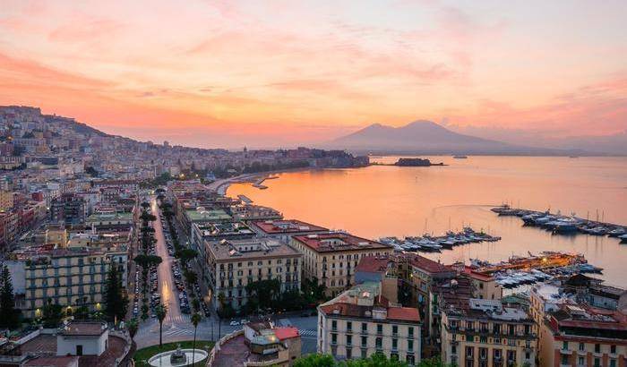 Marcia indietro del Sun: toglie Napoli dalla lista delle 10 città più pericolose