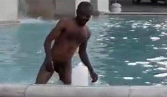 0004A3A8-un-uomo-nudo-a-roma-fa-il-bagno-nel-fontanone-al-gianicolo Un uomo nudo a Roma fa il bagno nel Fontanone al Gianicolo