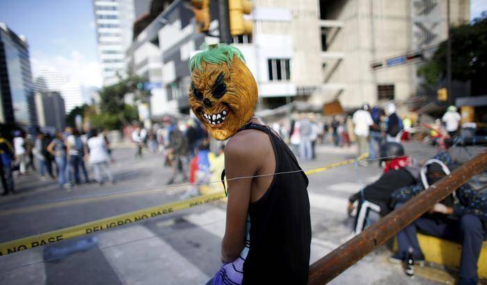 Le proteste durante il voto in Venezuela