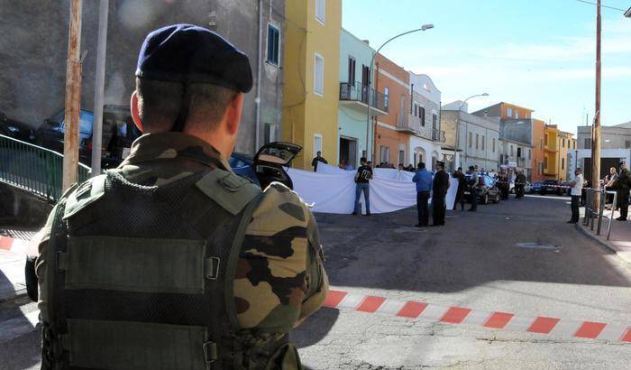 Condannato per il duplice omicidio di due coetanei evade dal carcere minorile