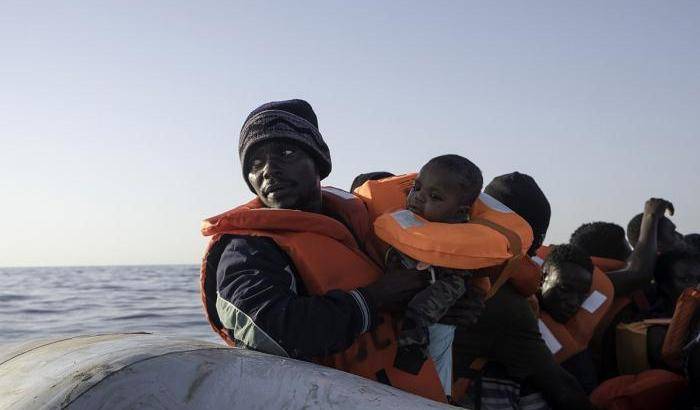 Migranti, dopo Msf anche Save the Children e Sea Eye lasciano