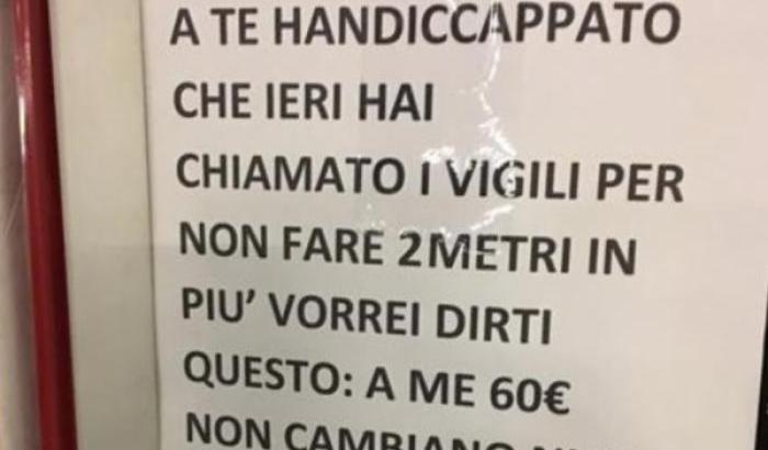 Il cartello di Carugate contro il portatore di handicap