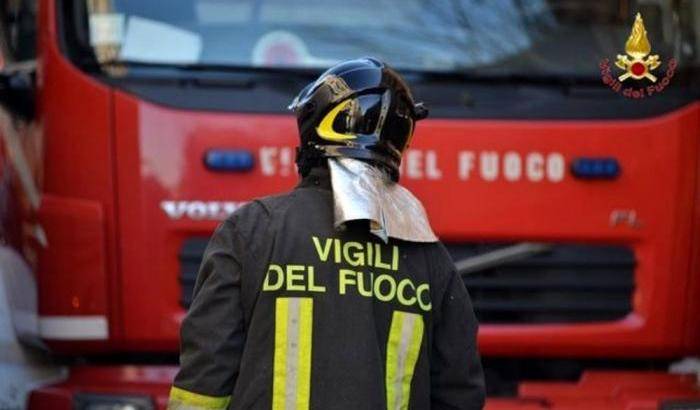 Professore-rasta scomparso da mesi: trovato il cadavere mummificato in casa tra pile di giornali