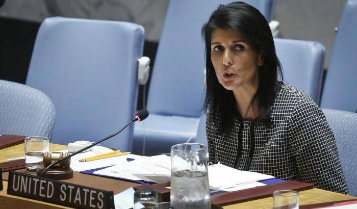 Donald Trump rifiuta di ricevere l'ex ambasciatrice all'Onu Nikki Haley che l'aveva criticato