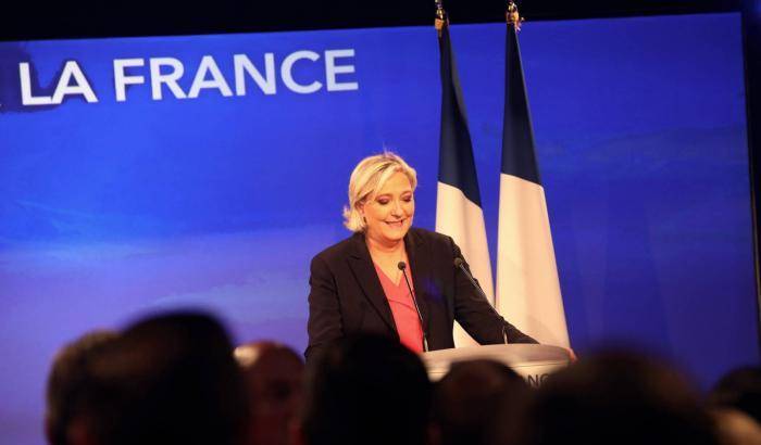 Marine Le Pen contro tutti: Macron, Mélenchon e i colonnelli del Front National