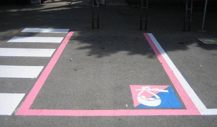 A Pontida arrivano i parcheggi rosa: ma vietati alle lesbiche