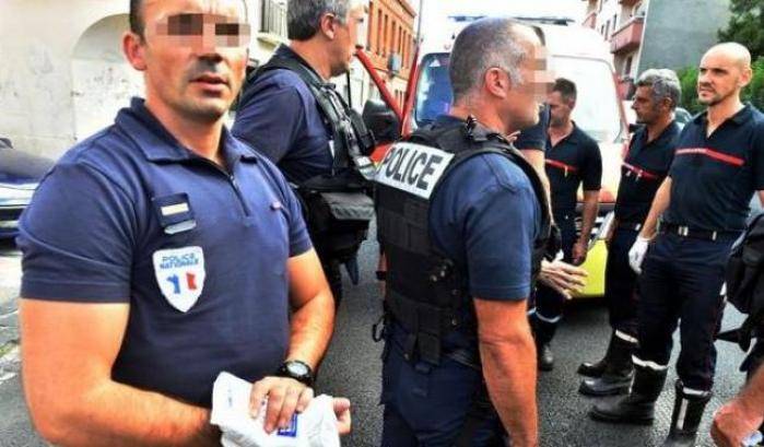 Tolosa, ferisce tre passanti e due poliziotti al grido di  'Allah Akbhar'
