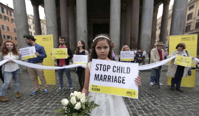 0004AE59-mai-pia-spose-bambine-al-pantheon-in-scena-un-matrimonio-forzato "Mai più spose bambine", al Pantheon in scena un matrimonio forzato