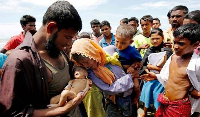 0004AFEB-profughi-rohingya Profughi Rohingya