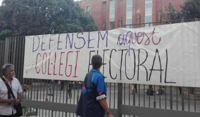 La Guardia Civil nel centro Telecom catalano per bloccare la raccolta dati