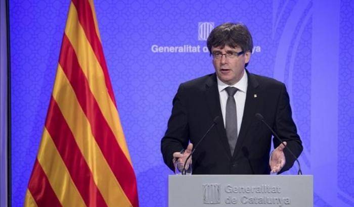 Puigdemont e i 4 ministri davanti al giudice belga: si dovrà decidere sull'arresto