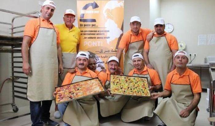 In Giordania una pizzeria italiana gestita da profughi cristiani iracheni fuggiti dall'Isis