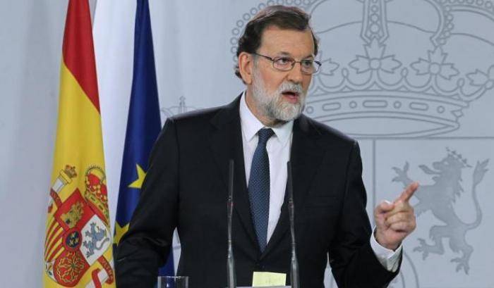 Mano dura di Madrid: Puigdemont destituito, sciolto il parlamento catalano