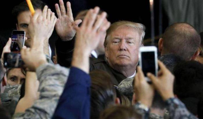Trump parla davanti alle truppe Usa in Giappone