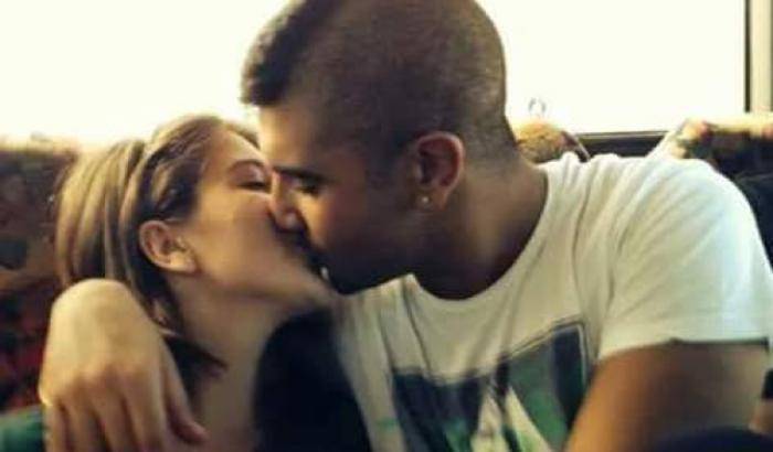 La coppia in una foto su Fb