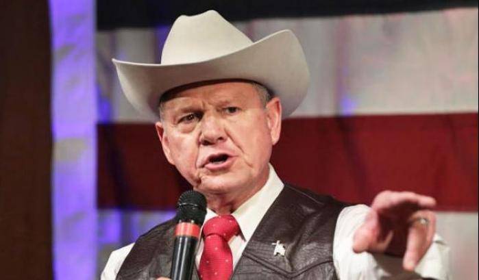 0004BBA5-ray-moore Ray Moore