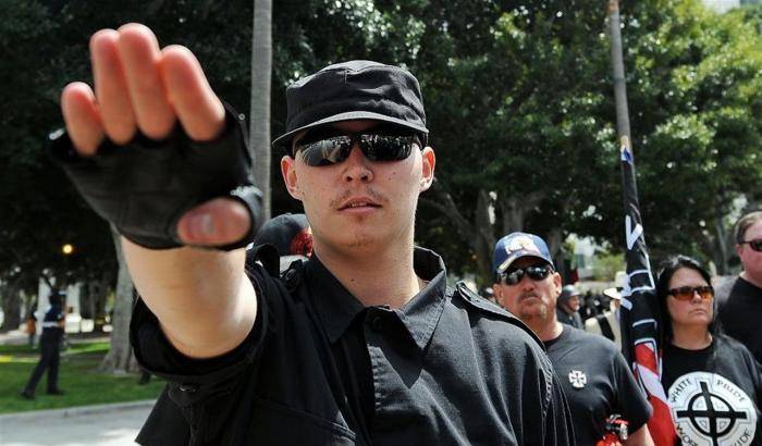 Manifestazione razzista in America