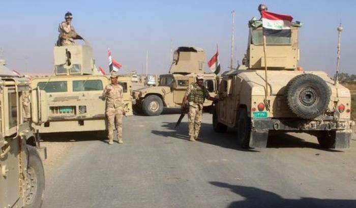 Soldati iracheni a Rawa