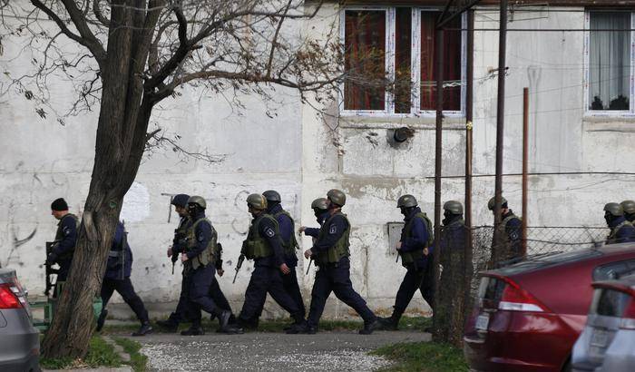 Un gruppo armato si è barricato in un edificio di Tbilisi