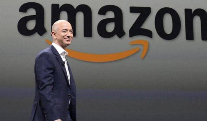 Il Black friday fa Bezos ancora più ricco: il suo patrimonio supera i 100 miliardi