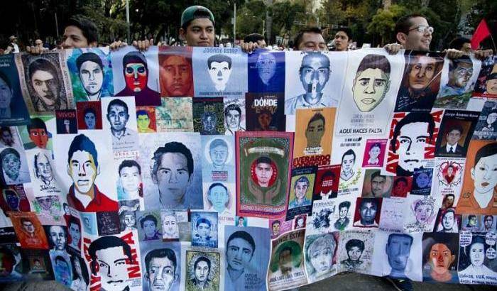 Messico senza pace: desaparecidos e 23mila omicidi nell'anno più violento