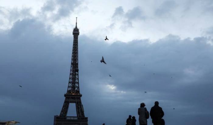 Arriva la tempesta Eleonor: troppo vento, chiusa la torre Eiffel