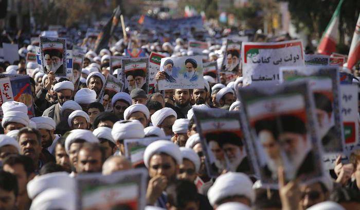 I manifestanti in Iran