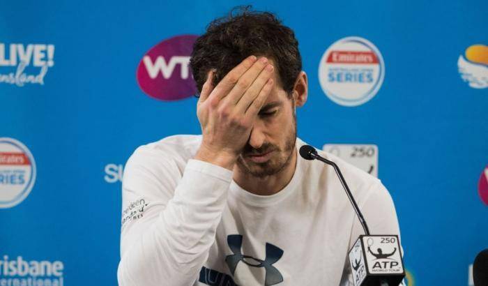 Andy Murray si ferma dopo l'operazione all'anca e salta anche il Roland Garros