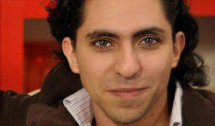 Condannato a 1000 frustate e 10 anni per aver aperto un blog: campagna di Amnesty