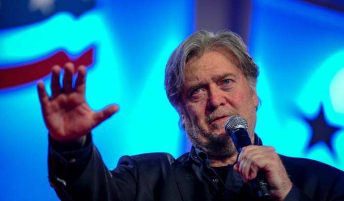 Steve Bannon martedì deporrà davanti al comitato di intelligence della Camera