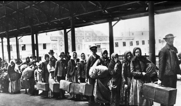 Migranti italiani appena arrivati in America