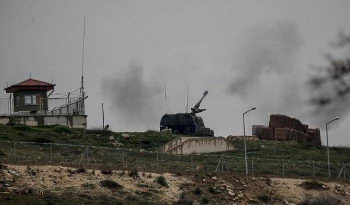 I curdi difendono Afrin: colpito un carrarmato, uccisi sette soldati turchi