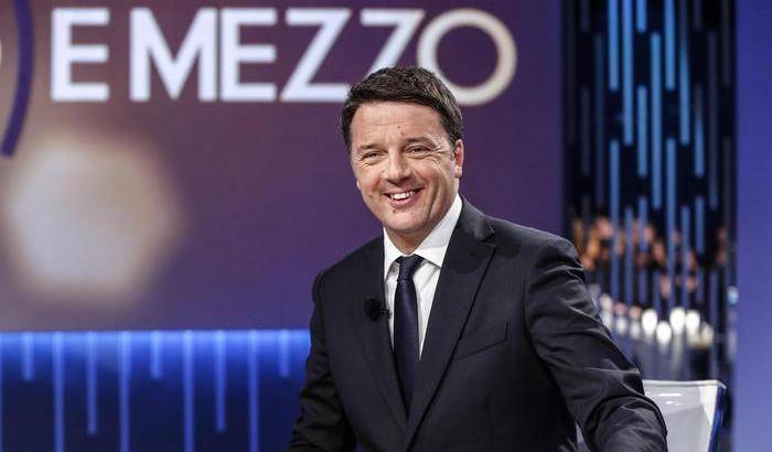 Renzi dimentica i guai giudiziari del Pd e tuona: chi vota 5 stelle elegge truffatori