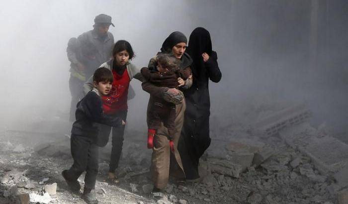 L'inferno siriano: 300 morti a Ghouta, 57 sono bambini