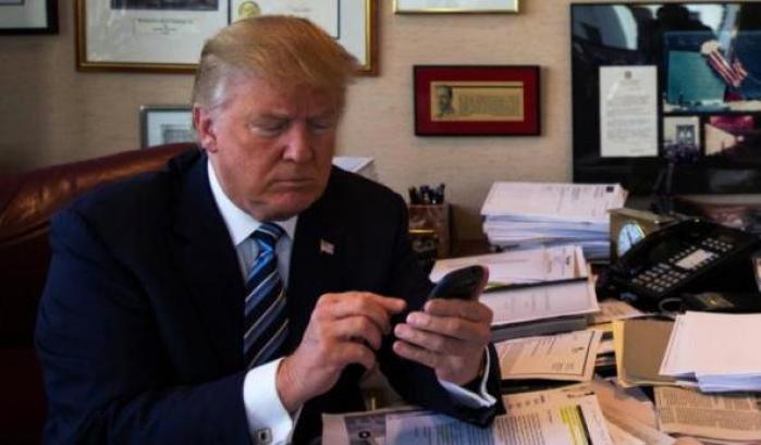 Alla Casa Bianca è guerra tra i consiglieri, mentre Trump è impegnato solo a scrivere Tweet