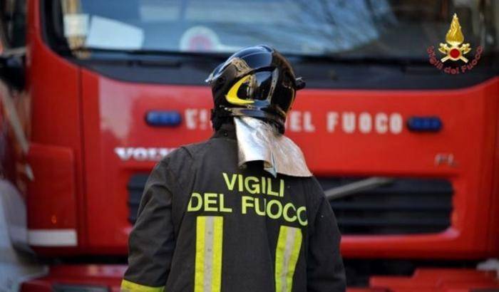 Islamofobia: incendiata nella notte la porta della moschea di Padova