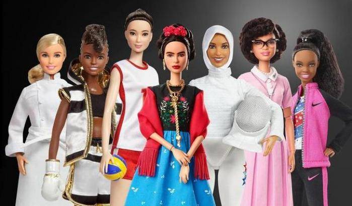Diciassette donne straordinarie di ieri e di oggi prestano il volto a Barbie