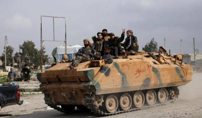 Afrin sta per cadere: l'esercito di Erdogan alla periferia della città