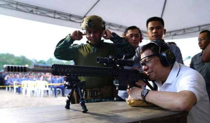 Rodrigo Duderte si rilassa