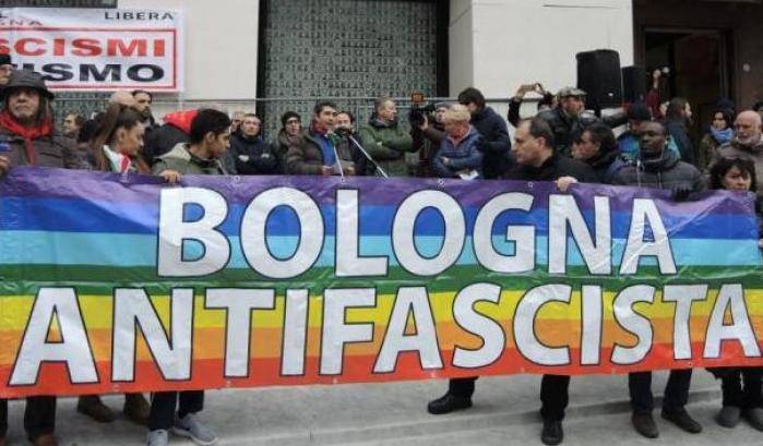 Basta spazi pubblici alle formazioni neofasciste, Bologna cambia i regolamenti comunali