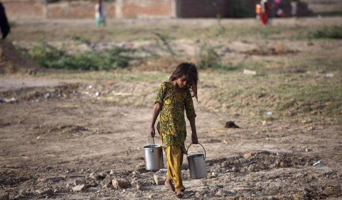 Unicef: 700 bambini al giorno muoiono perché l'acqua non è pulita