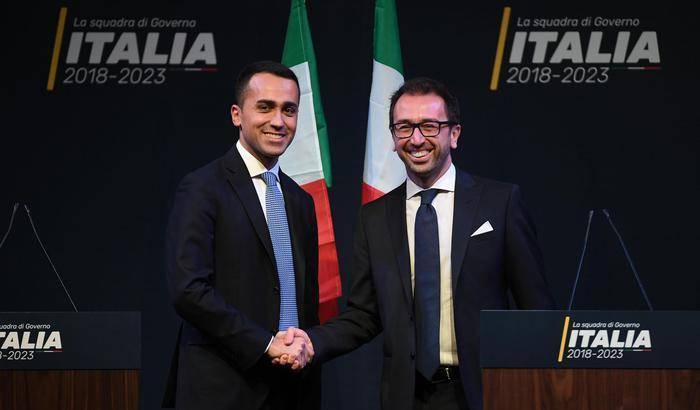 M5s: "Governo con Salvini? Di Maio premier o nessun esecutivo"