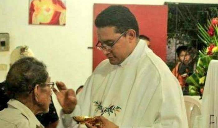 Ucciso nel Salvador padre Walter Osmir Vásquez, il nuovo Romero